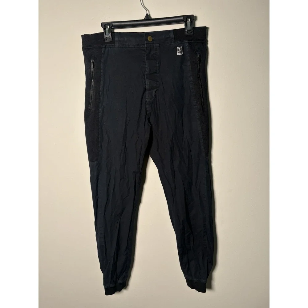 NikeCourt Heritage Men's Black Tennis Shorts Size M Athletic Zip Pocket